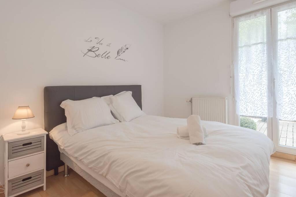 Garden Apartment Next To Disneyland Bussy-Saint-Georges Exterior foto