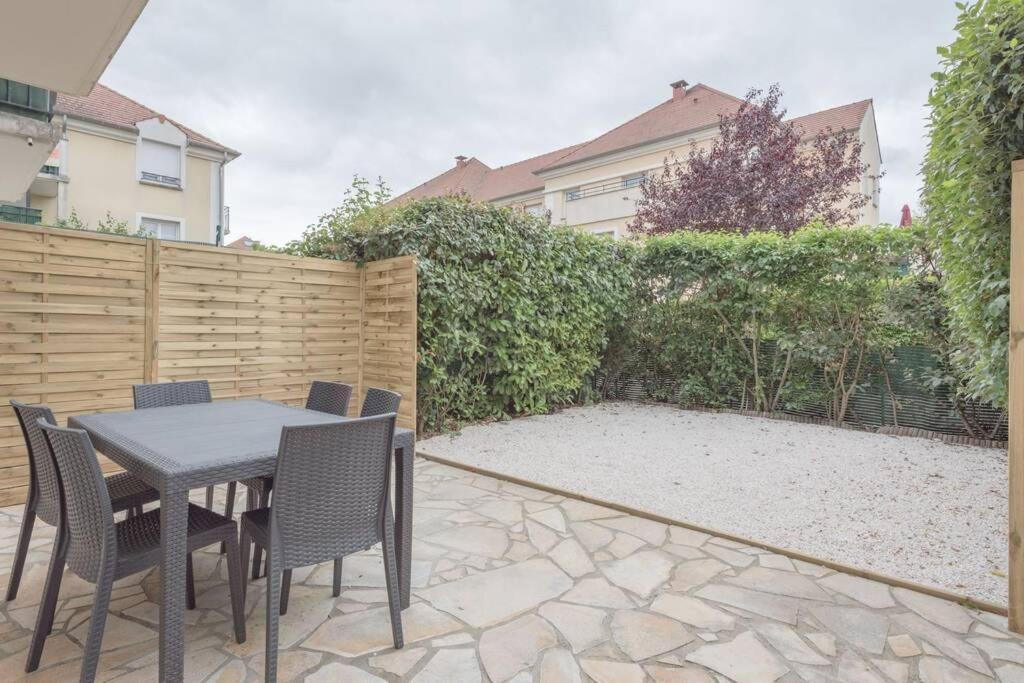 Garden Apartment Next To Disneyland Bussy-Saint-Georges Exterior foto